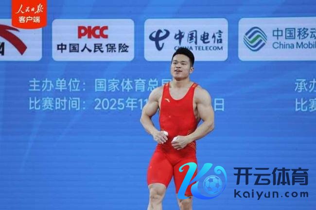 石智勇全运会举重须眉73公斤金牌 已矣三连冠豪举