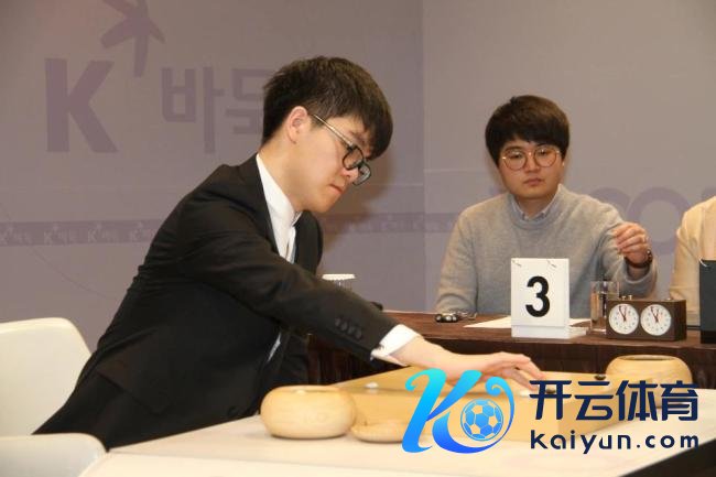 中国围棋相连11次进世冠决赛列历史第三 王星昊当茅头兵冲击五连冠 新记录出身