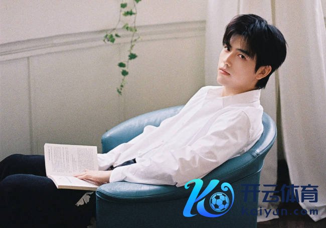 陈飞宇复兴新剧躯壳争议：历练是为呈现工东谈主力量感